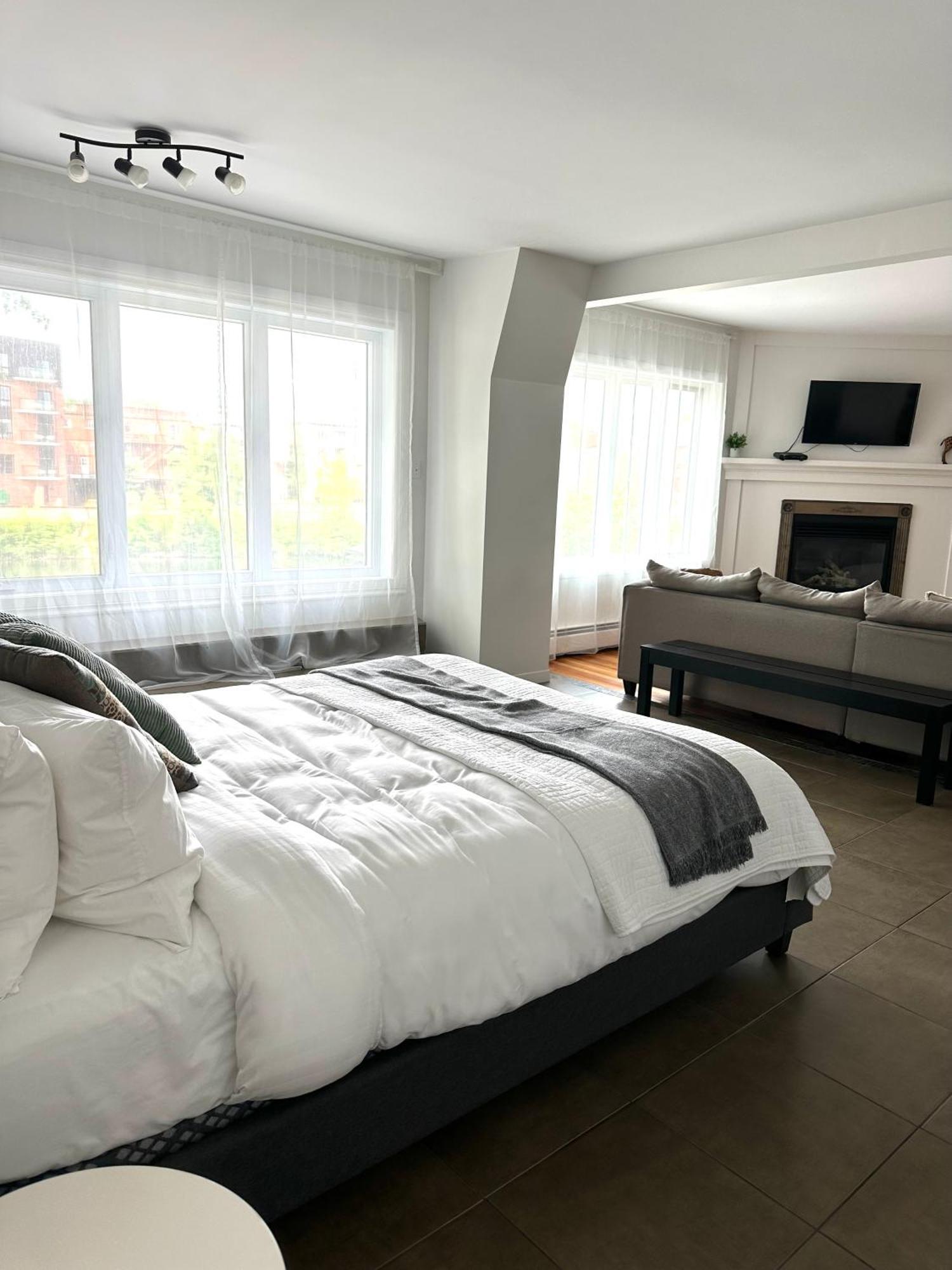 Auberge Des Cantons Magog Luaran gambar